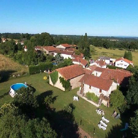 Tranquille Vienne Gites A Chirac Dept Charente Exterior photo